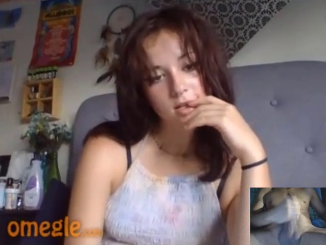 [Omegle🔊] Dildo Insertion Makes Her Moan