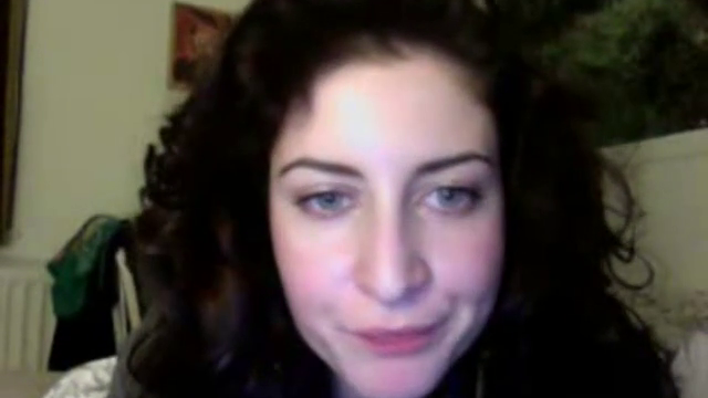 Amateur omegle slut loves to show all