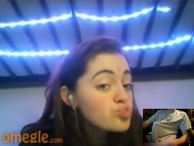 Flashing on Webcam 18+ Reaction