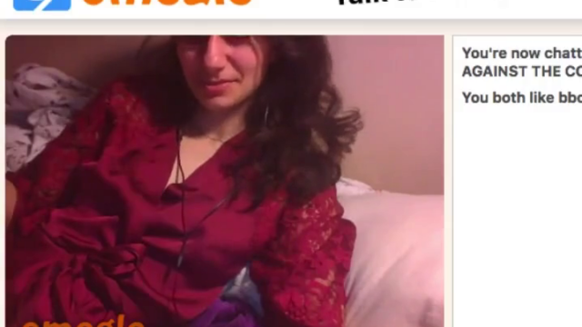 Omegle hot girl