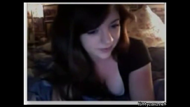 Young Teen Gets Frisky On Webcam