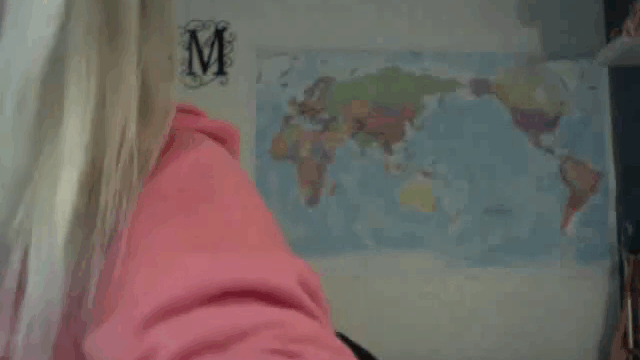 Busty Blonde /w Big Ass Bating & Scratching