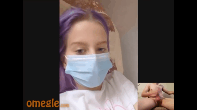 [Omegle] Violett Hair & Pale Skin Tease