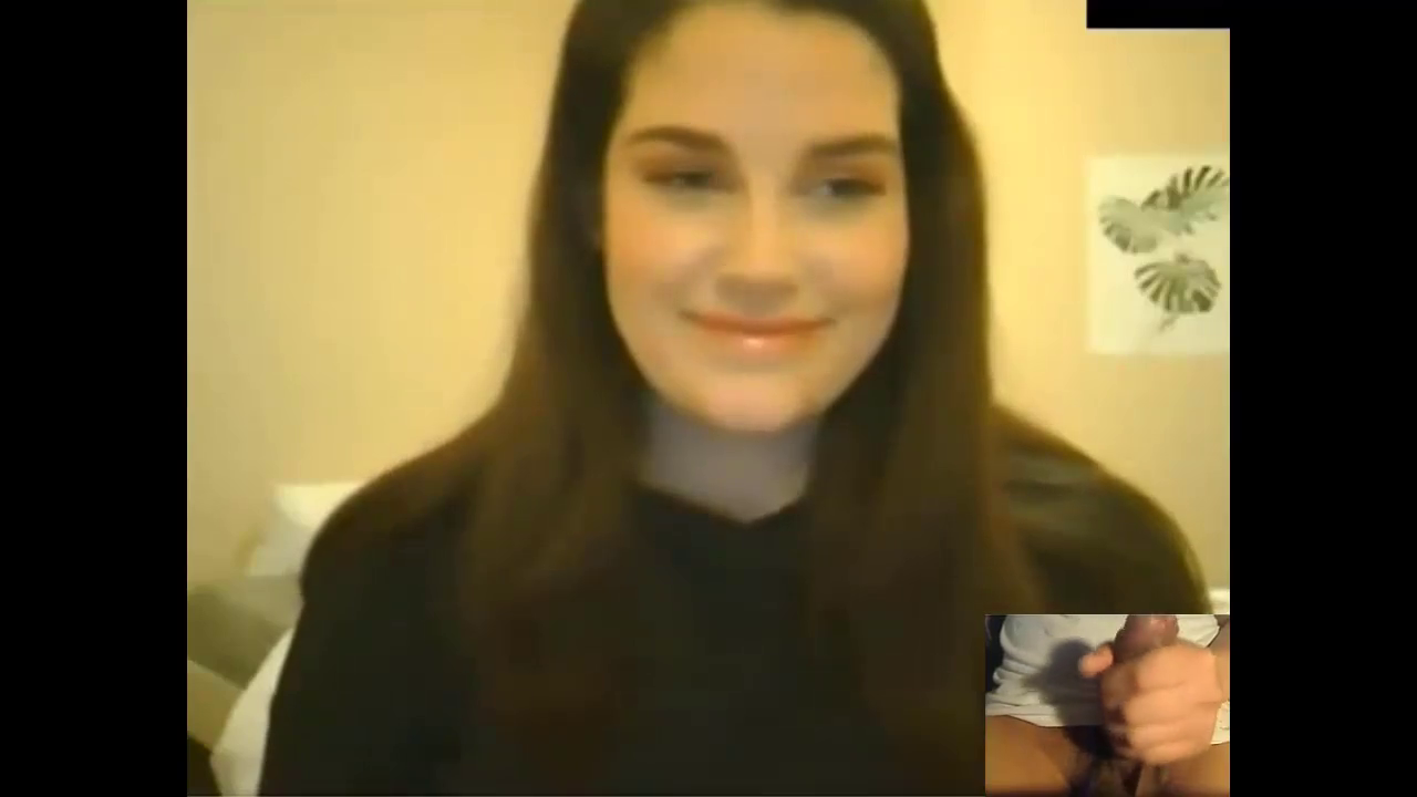 Sultry Voice Gal Shows Her Tits 🔊