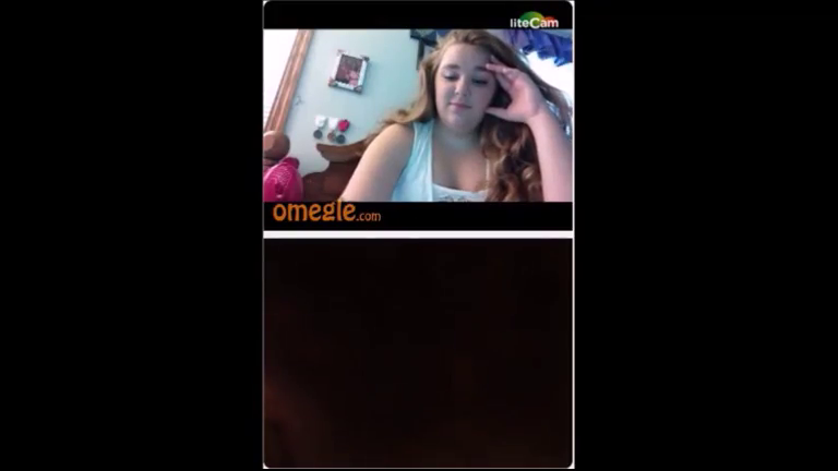 [Omegle] Chubby Girl Watches Cumshot on Cam