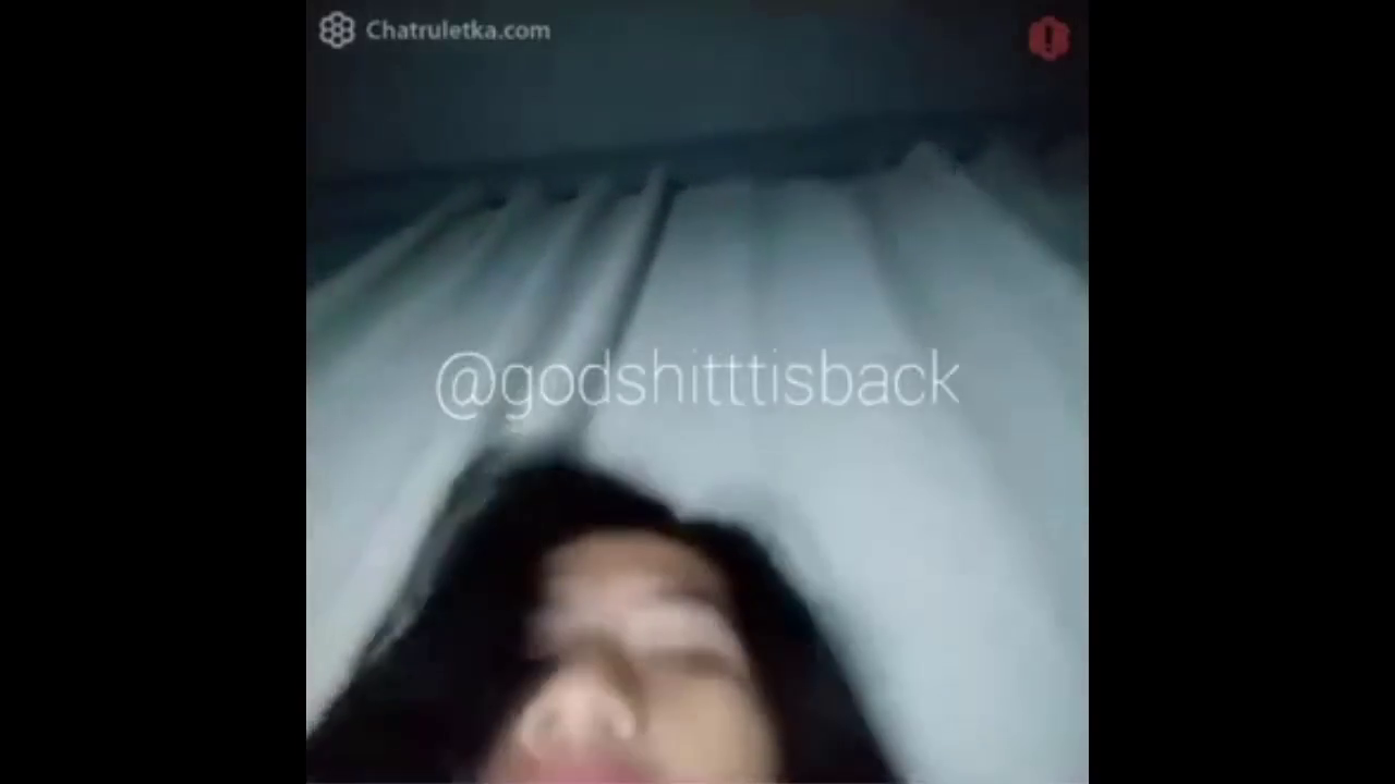 Malaysian Teen Bates & Pees