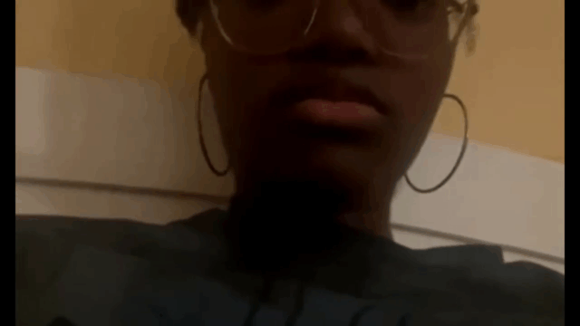 Black Girl Bating Her Wet Pussy 🔊